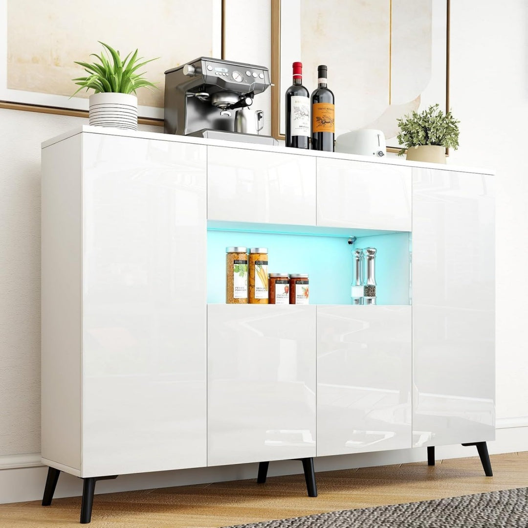 Buffets mit Schubladen mit Tueren weiss